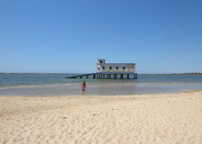 Fuzeta Beach Holiday Apartment